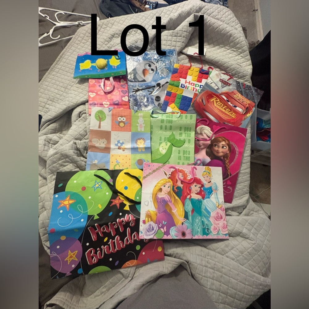 All Occasion Gift bags Disney Princess & more